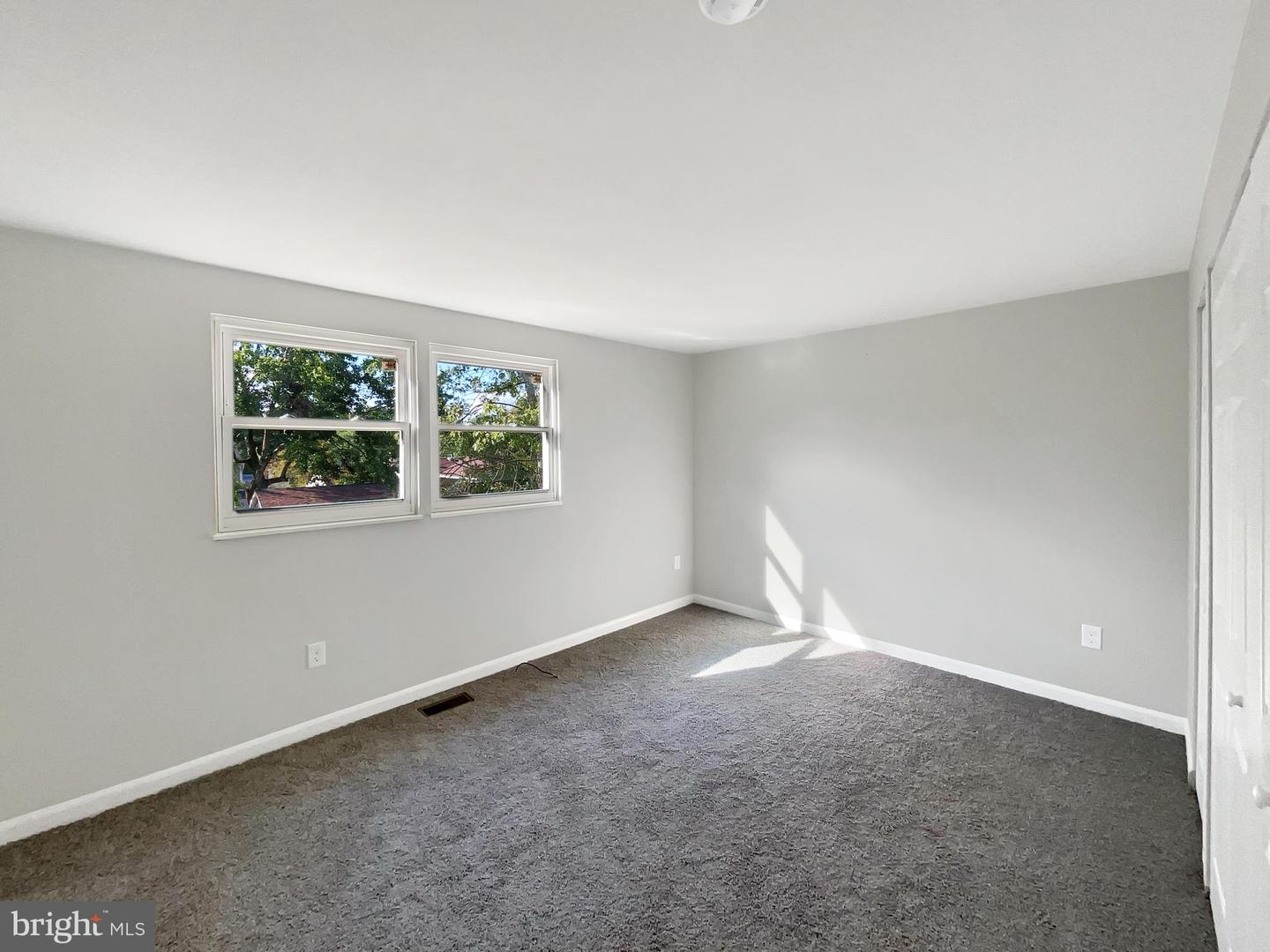113 N HARRISON RD, STERLING, Virginia 20164, 3 Bedrooms Bedrooms, ,2 BathroomsBathrooms,Residential,For sale,113 N HARRISON RD,VALO2108472 MLS # VALO2108472