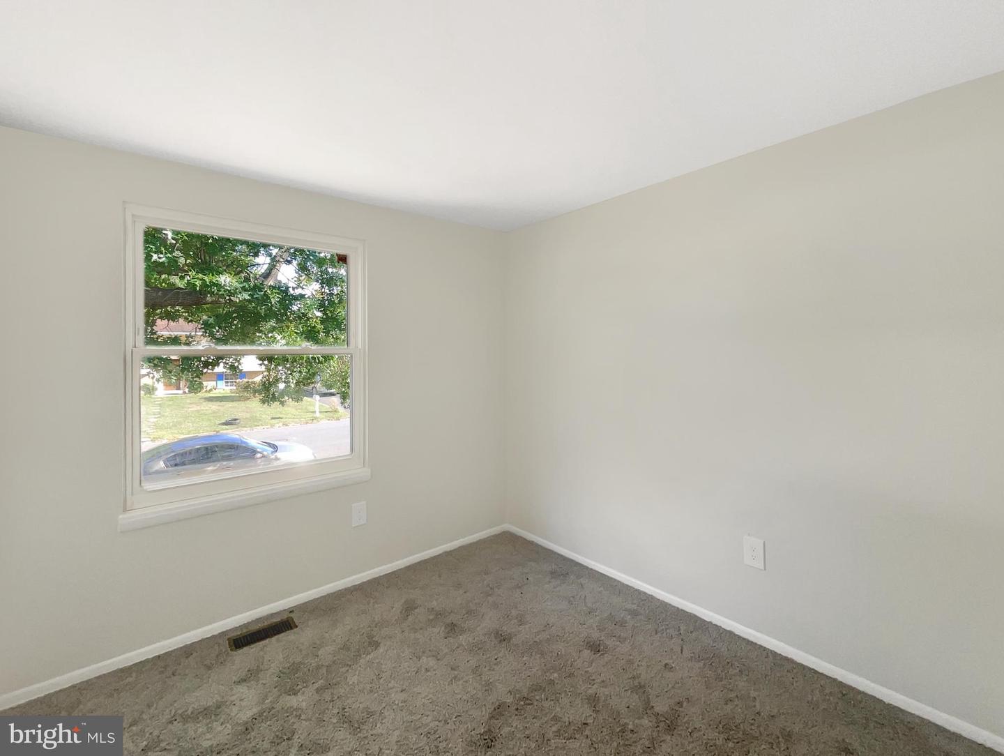 113 N HARRISON RD, STERLING, Virginia 20164, 3 Bedrooms Bedrooms, ,2 BathroomsBathrooms,Residential,For sale,113 N HARRISON RD,VALO2108472 MLS # VALO2108472
