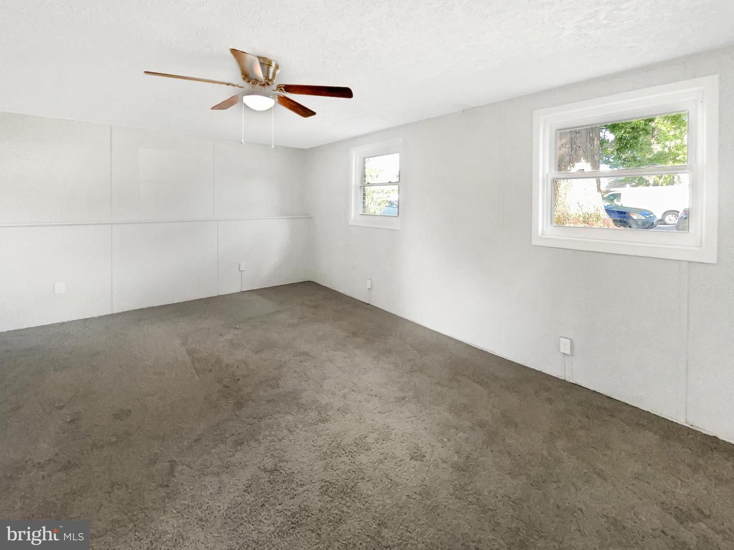 113 N HARRISON RD, STERLING, Virginia 20164, 3 Bedrooms Bedrooms, ,2 BathroomsBathrooms,Residential,For sale,113 N HARRISON RD,VALO2108472 MLS # VALO2108472