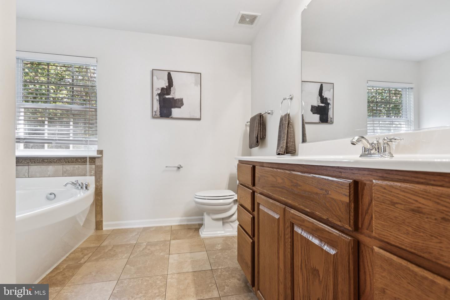 1034 BAKERSFIELD LN, FREDERICKSBURG, Virginia 22401, 6 Bedrooms Bedrooms, ,3 BathroomsBathrooms,Residential,For sale,1034 BAKERSFIELD LN,VAFB2009088 MLS # VAFB2009088