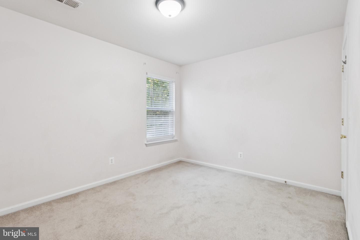 1034 BAKERSFIELD LN, FREDERICKSBURG, Virginia 22401, 6 Bedrooms Bedrooms, ,3 BathroomsBathrooms,Residential,For sale,1034 BAKERSFIELD LN,VAFB2009088 MLS # VAFB2009088