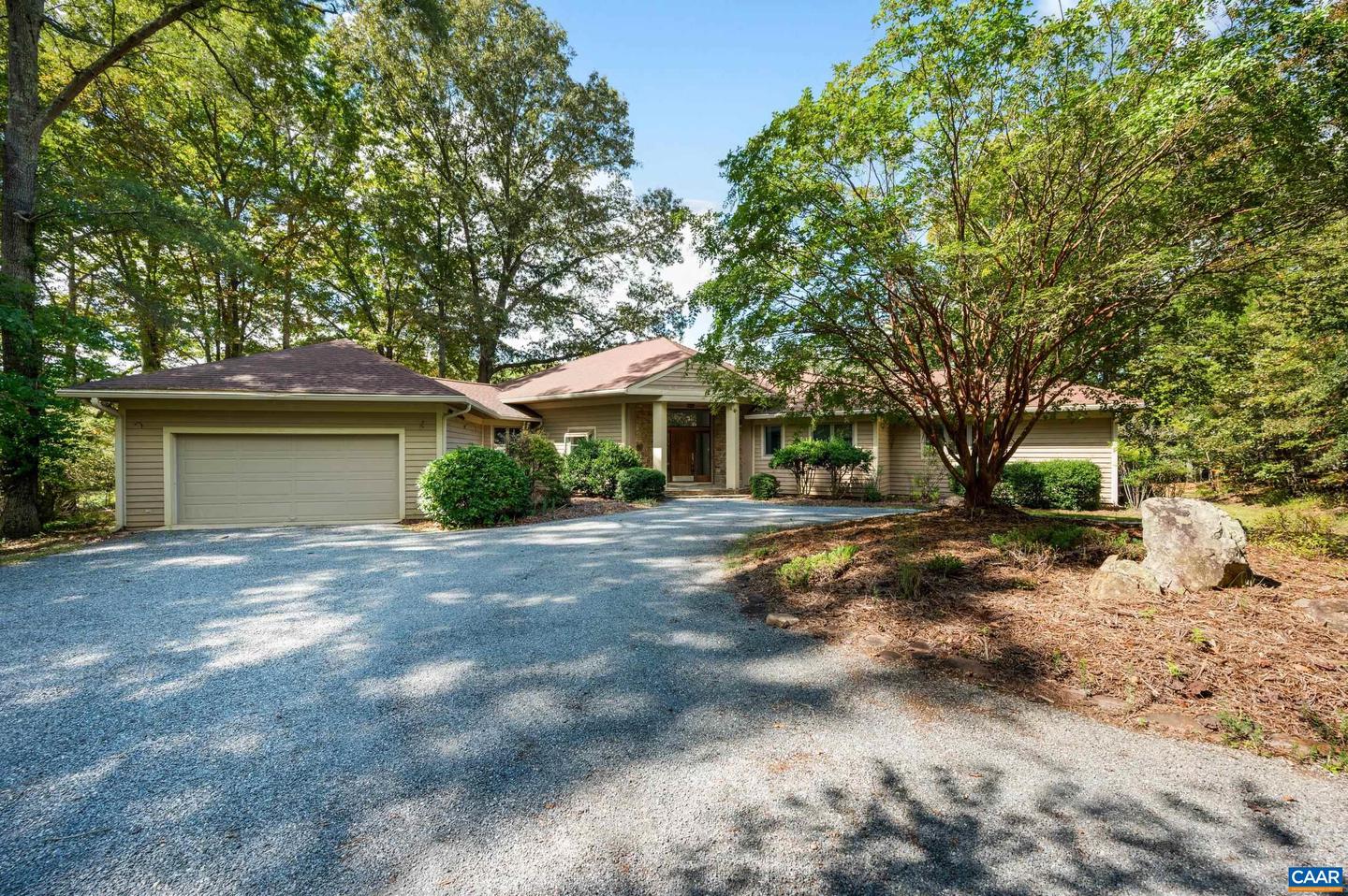 477 GIDSVILLE RD, AMHERST, Virginia 24521, 3 Bedrooms Bedrooms, ,2 BathroomsBathrooms,Residential,For sale,477 GIDSVILLE RD,669797 MLS # 669797