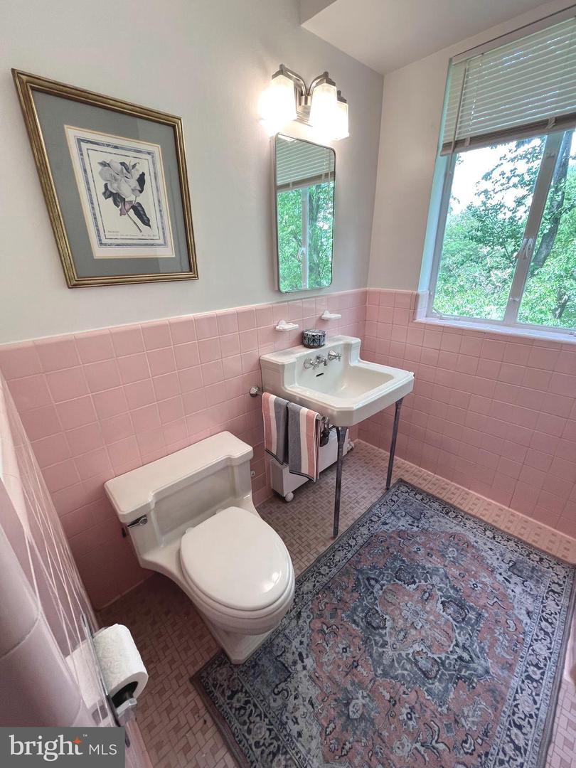 4301 NW MASSACHUSETTS AVE NW #5012, WASHINGTON, District Of Columbia 20016, 2 Bedrooms Bedrooms, ,2 BathroomsBathrooms,Residential,For sale,4301 NW MASSACHUSETTS AVE NW #5012,DCDC2198140 MLS # DCDC2198140
