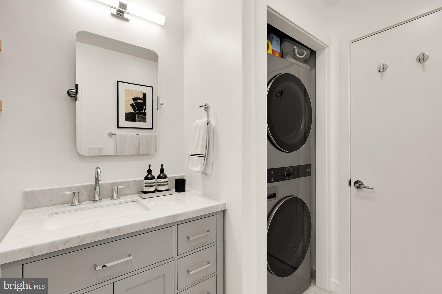 2120 VERMONT AVE NW #501, WASHINGTON, District Of Columbia 20001, 1 Bedroom Bedrooms, ,1 BathroomBathrooms,Residential,For sale,2120 VERMONT AVE NW #501,DCDC2207674 MLS # DCDC2207674
