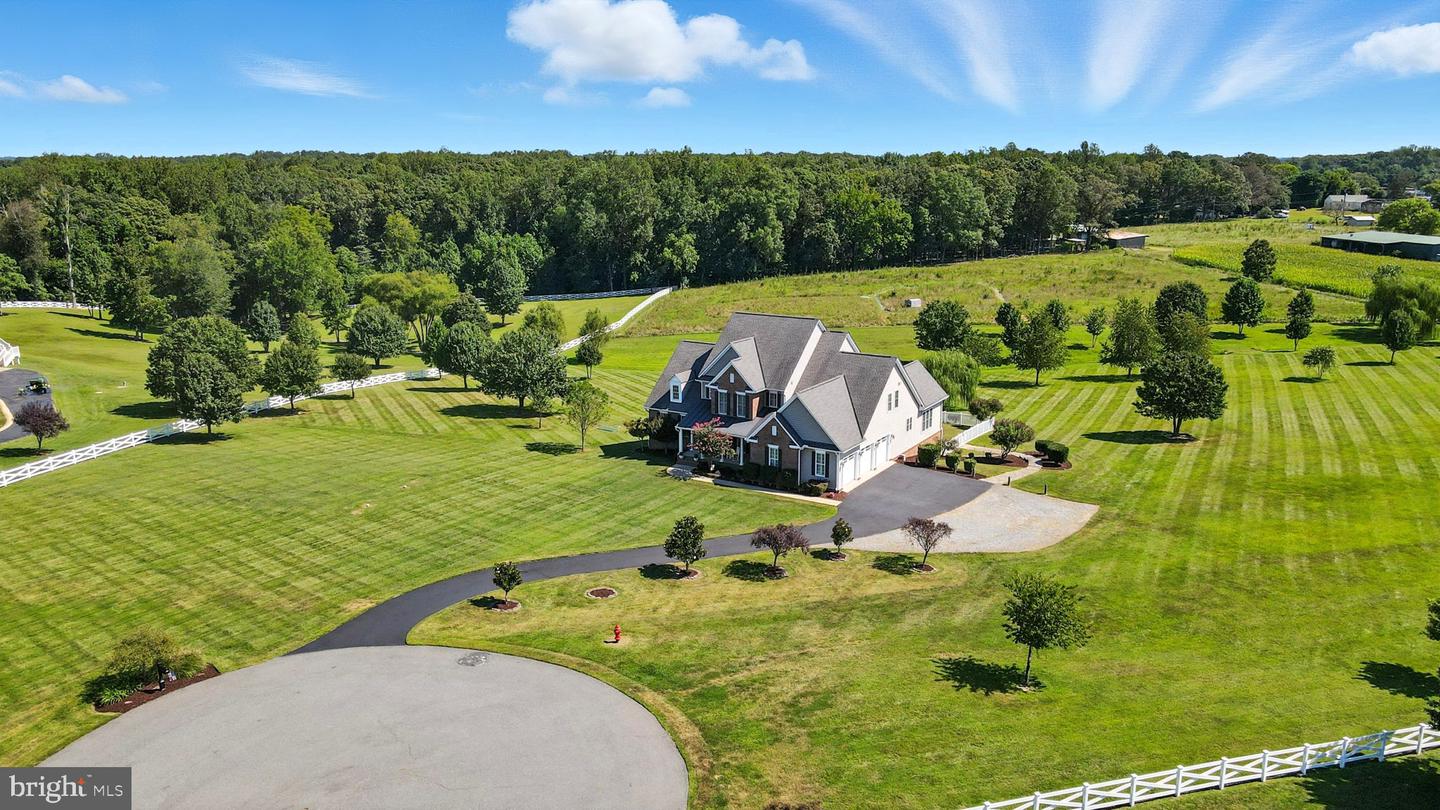 9910 AGNES LN, SPOTSYLVANIA, Virginia 22553, 5 Bedrooms Bedrooms, ,6 BathroomsBathrooms,Residential,For sale,9910 AGNES LN,VASP2034228 MLS # VASP2034228