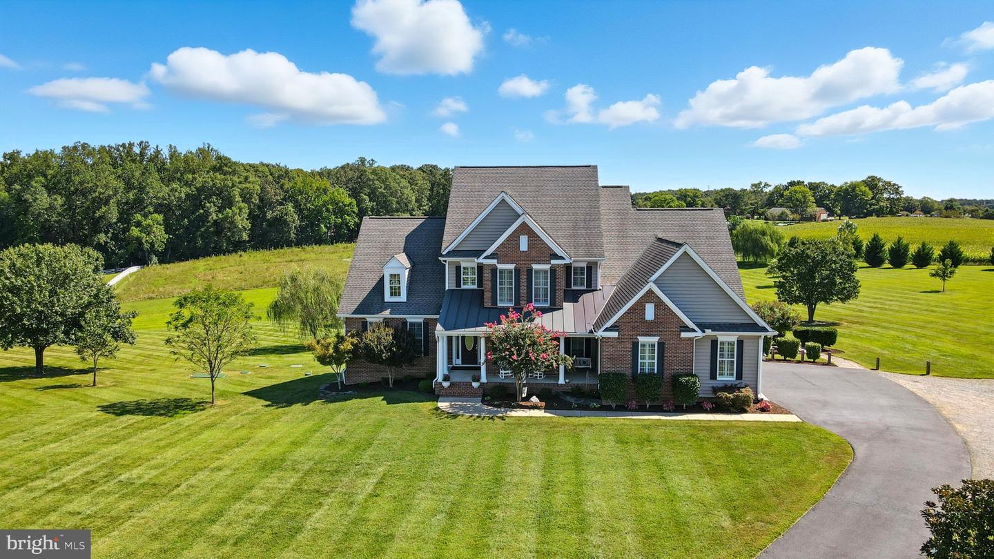 9910 AGNES LN, SPOTSYLVANIA, Virginia 22553, 5 Bedrooms Bedrooms, ,6 BathroomsBathrooms,Residential,For sale,9910 AGNES LN,VASP2034228 MLS # VASP2034228