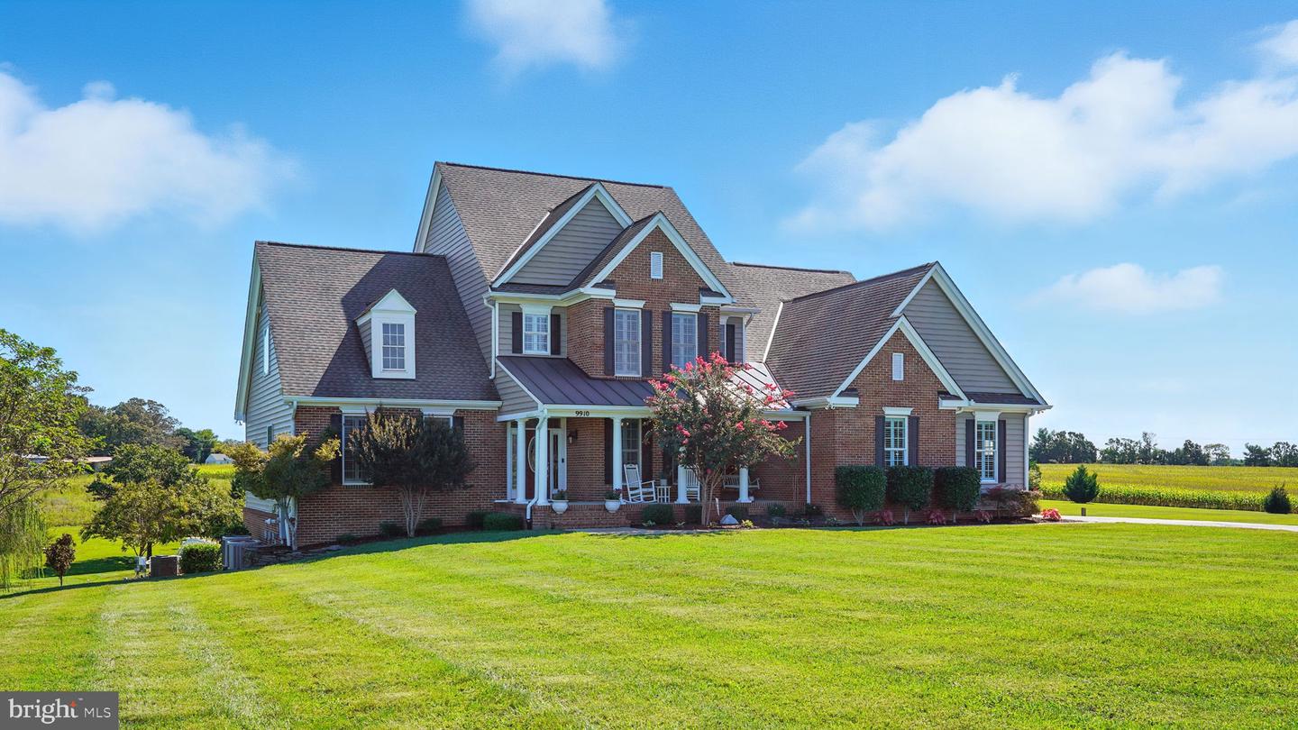 9910 AGNES LN, SPOTSYLVANIA, Virginia 22553, 5 Bedrooms Bedrooms, ,6 BathroomsBathrooms,Residential,For sale,9910 AGNES LN,VASP2034228 MLS # VASP2034228