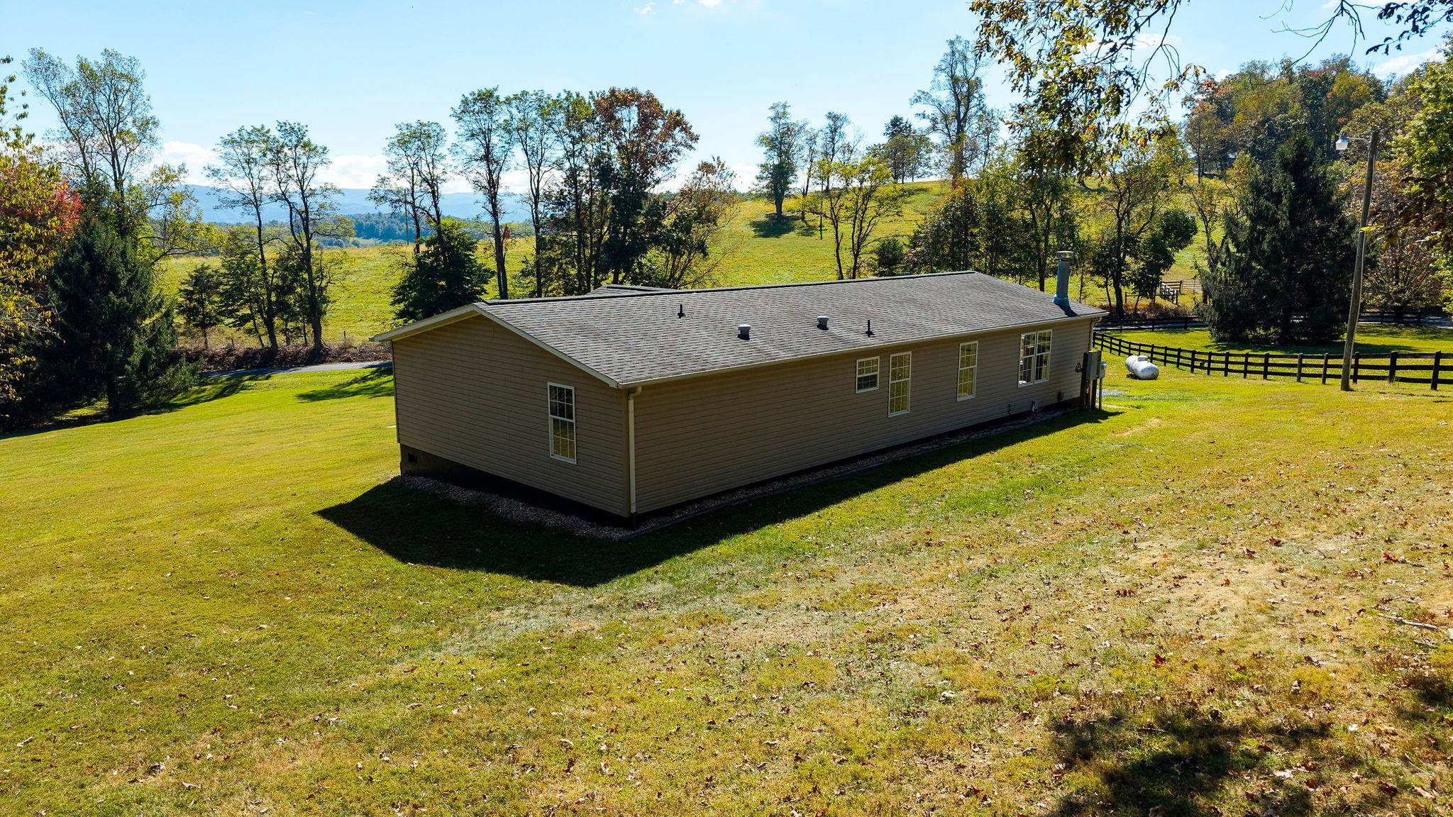 713 NEWPORT RD, STEELES TAVERN, Virginia 24476, 3 Bedrooms Bedrooms, ,2 BathroomsBathrooms,Residential,713 NEWPORT RD,669804 MLS # 669804