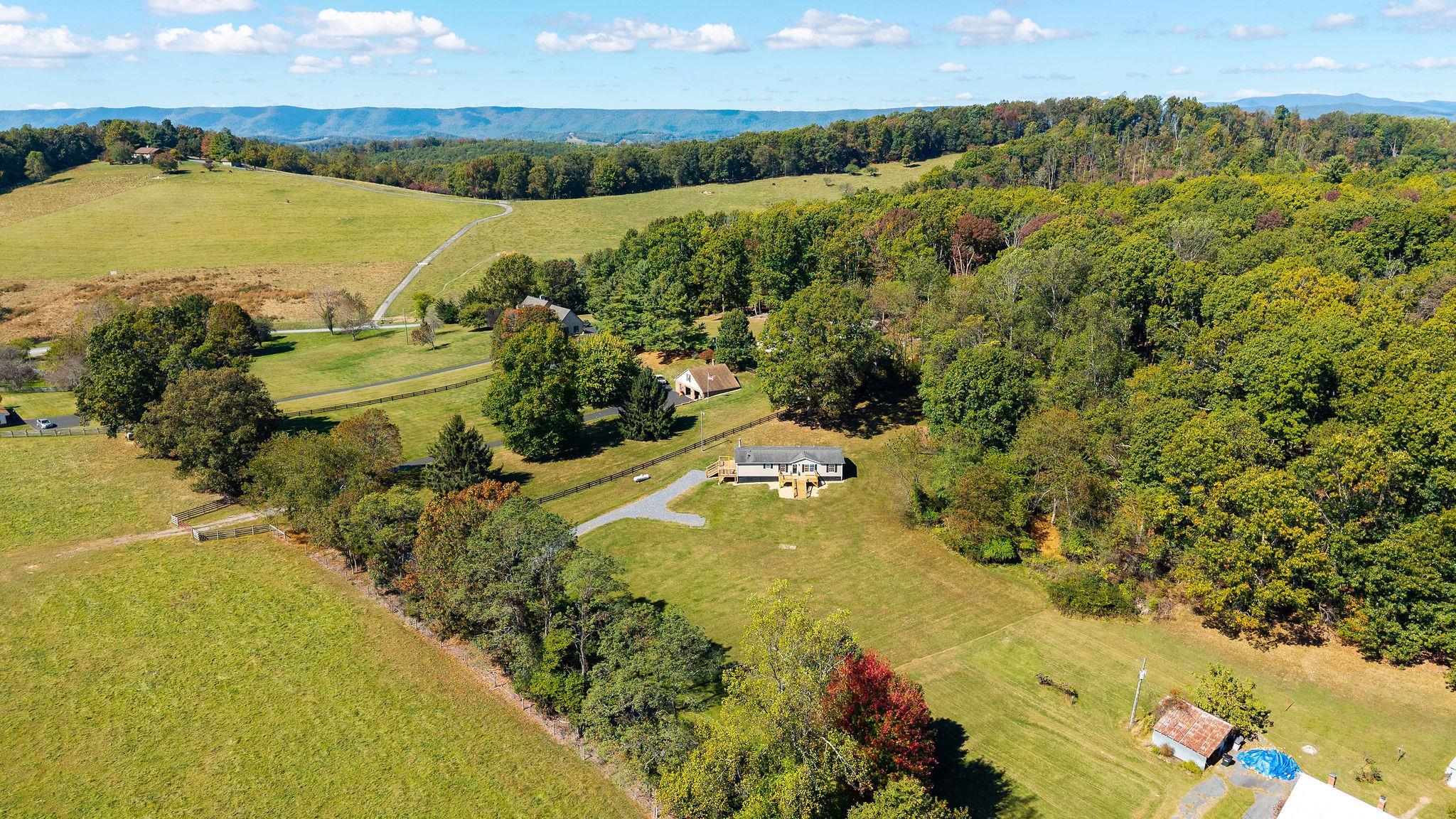 713 NEWPORT RD, STEELES TAVERN, Virginia 24476, 3 Bedrooms Bedrooms, ,2 BathroomsBathrooms,Residential,713 NEWPORT RD,669804 MLS # 669804