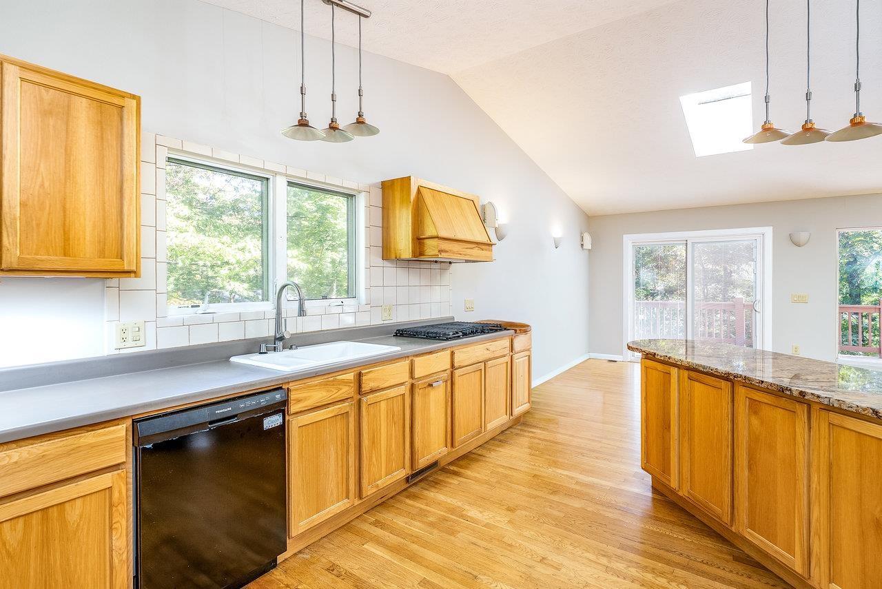 304 TURKEY DR, MCGAHEYSVILLE, Virginia 22840, 3 Bedrooms Bedrooms, ,2 BathroomsBathrooms,Residential,304 TURKEY DR,669805 MLS # 669805