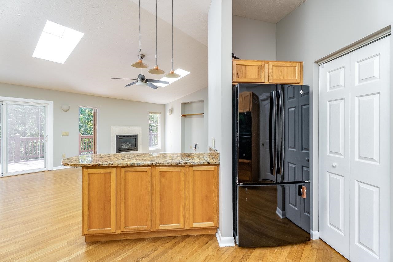 304 TURKEY DR, MCGAHEYSVILLE, Virginia 22840, 3 Bedrooms Bedrooms, ,2 BathroomsBathrooms,Residential,304 TURKEY DR,669805 MLS # 669805