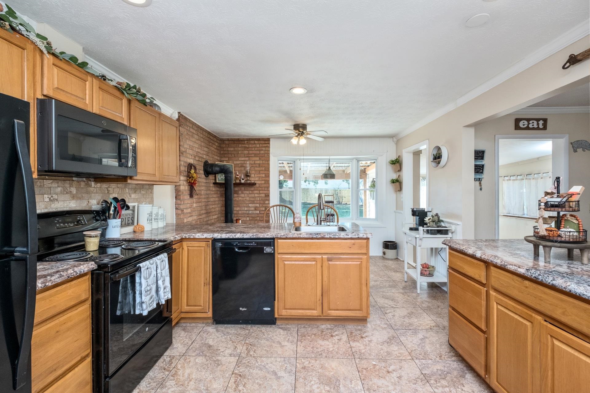 244 VIRGINIA AVE, TIMBERVILLE, Virginia 22853, 3 Bedrooms Bedrooms, ,1 BathroomBathrooms,Residential,244 VIRGINIA AVE,669811 MLS # 669811