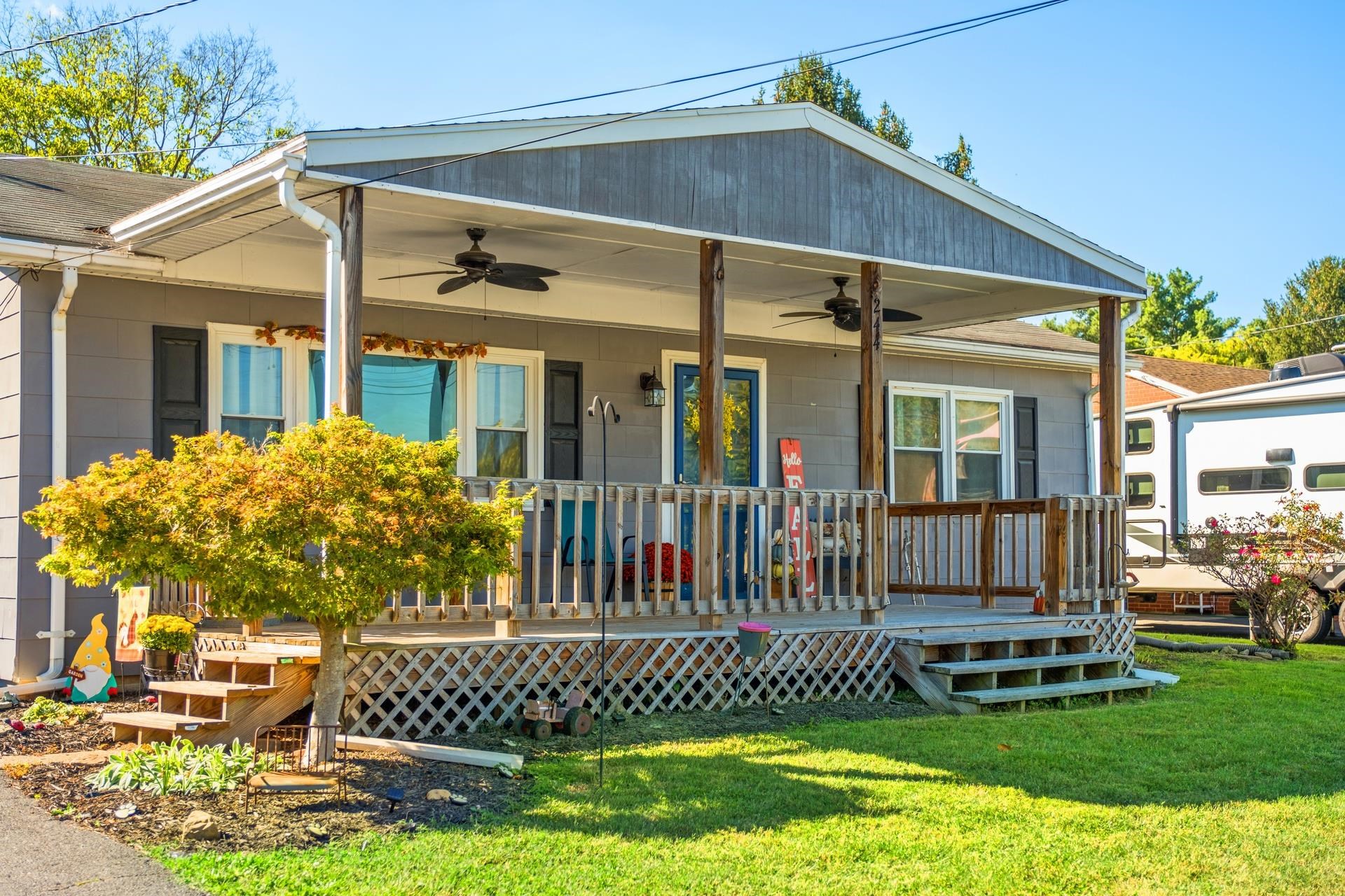 244 VIRGINIA AVE, TIMBERVILLE, Virginia 22853, 3 Bedrooms Bedrooms, ,1 BathroomBathrooms,Residential,244 VIRGINIA AVE,669811 MLS # 669811
