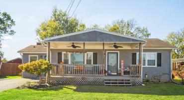244 VIRGINIA AVE, TIMBERVILLE, Virginia 22853, 3 Bedrooms Bedrooms, ,1 BathroomBathrooms,Residential,244 VIRGINIA AVE,669811 MLS # 669811