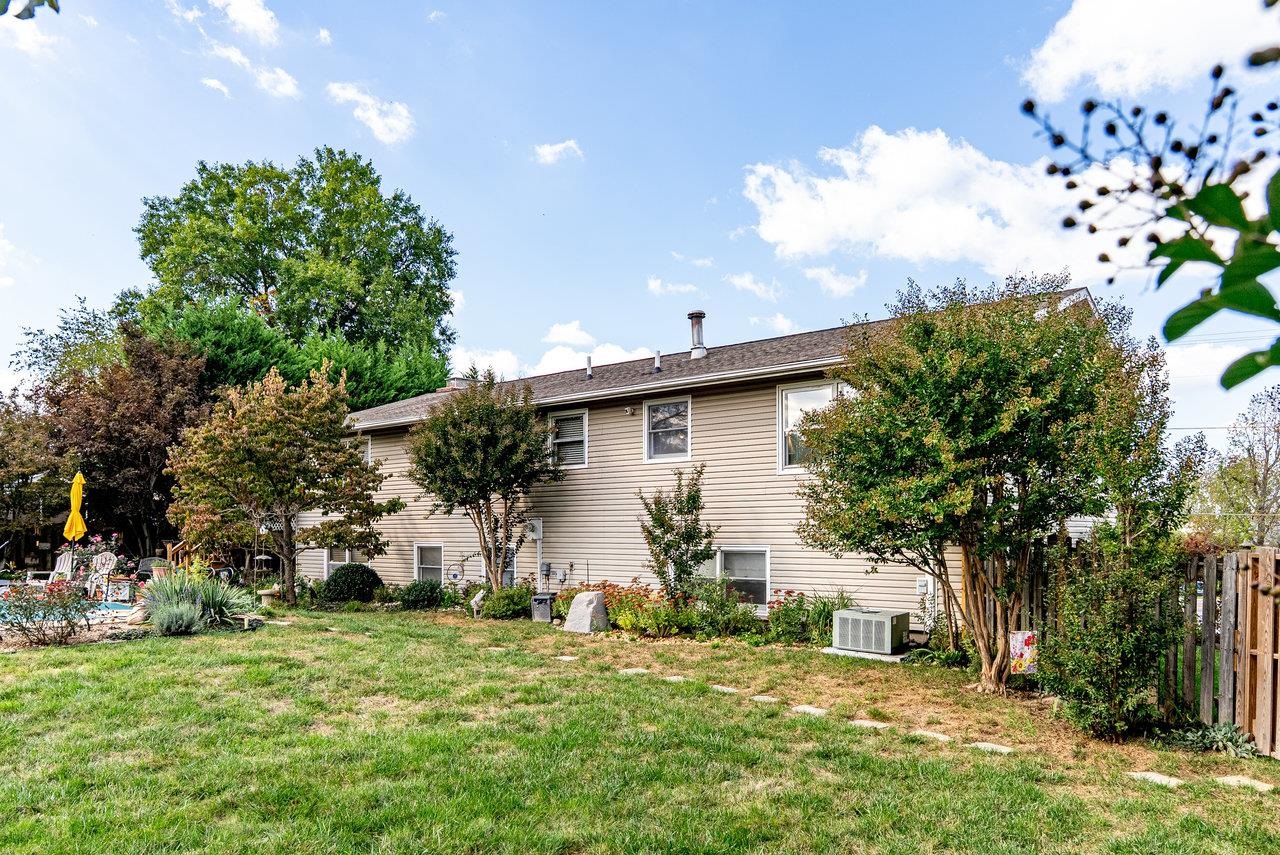 96 COLD SPRING RD, STUARTS DRAFT, Virginia 24477, 3 Bedrooms Bedrooms, ,3 BathroomsBathrooms,Residential,96 COLD SPRING RD,669812 MLS # 669812