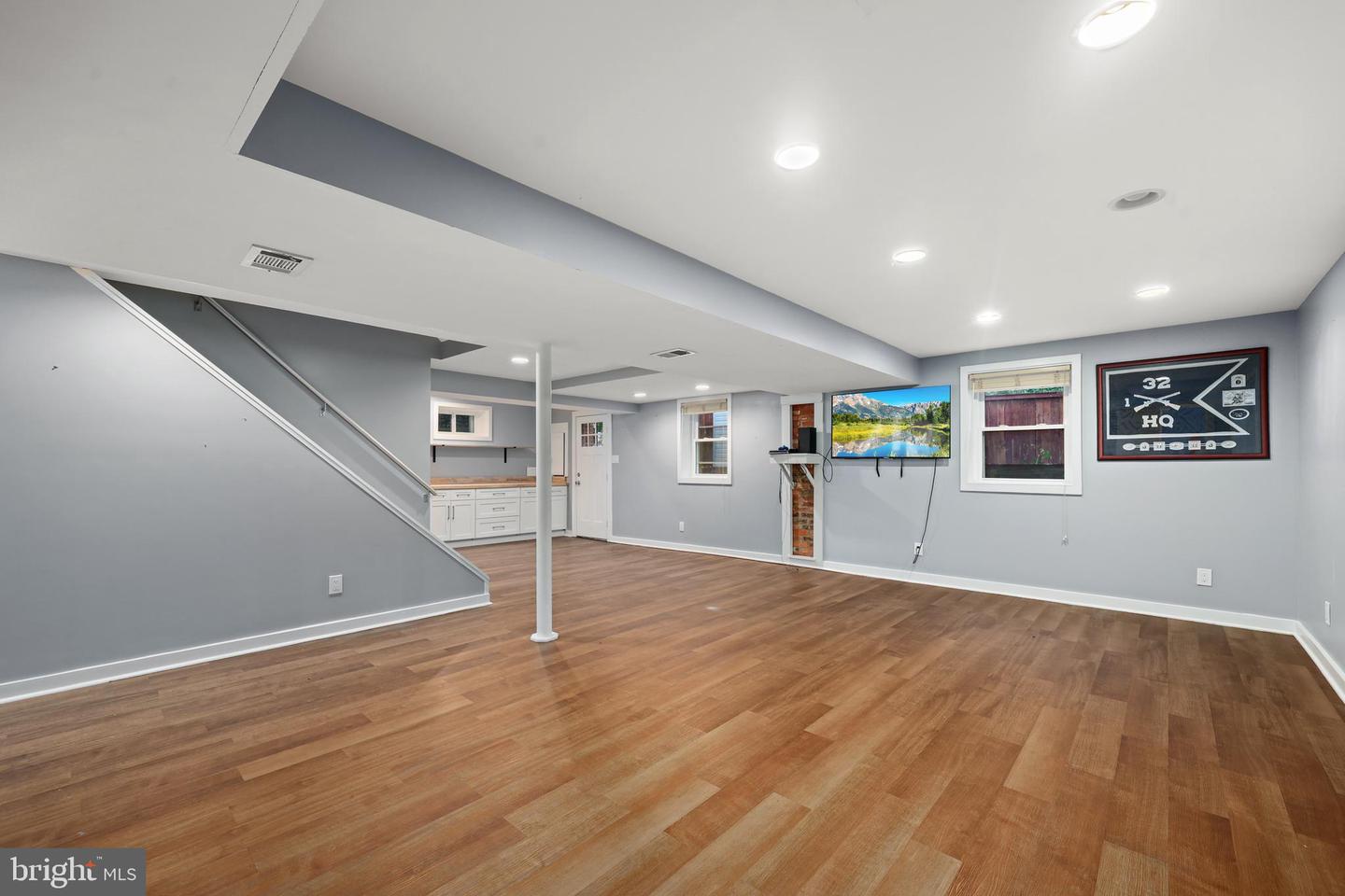 5206 NINIAN AVE, ALEXANDRIA, Virginia 22310, 4 Bedrooms Bedrooms, ,3 BathroomsBathrooms,Residential,For sale,5206 NINIAN AVE,VAFX2264954 MLS # VAFX2264954