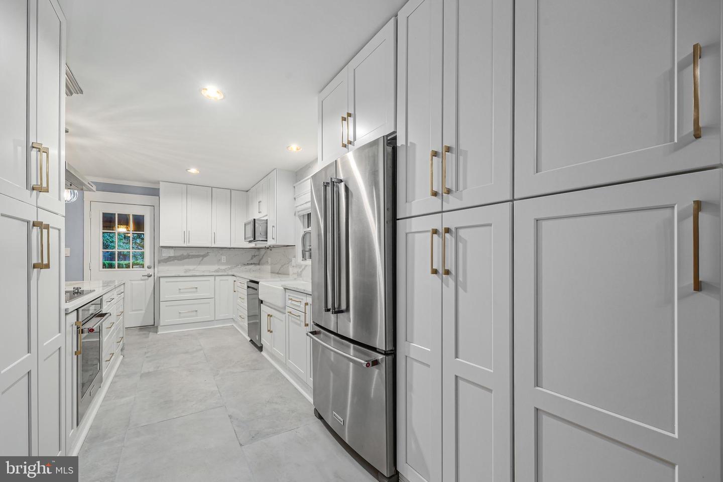 5206 NINIAN AVE, ALEXANDRIA, Virginia 22310, 4 Bedrooms Bedrooms, ,3 BathroomsBathrooms,Residential,For sale,5206 NINIAN AVE,VAFX2264954 MLS # VAFX2264954