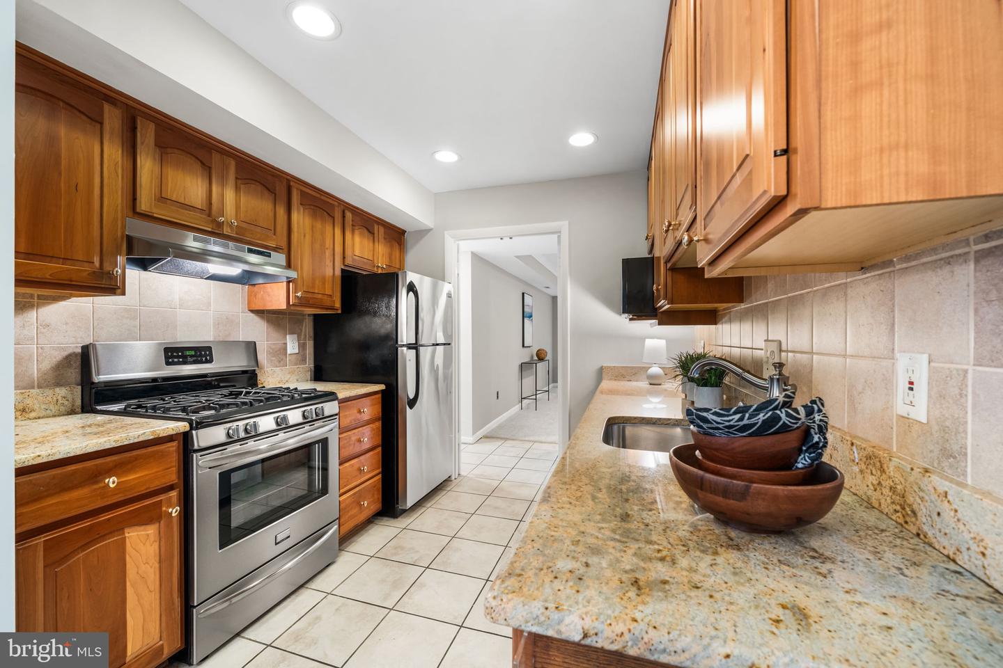 6433 RIVES CT, SPRINGFIELD, Virginia 22150, 5 Bedrooms Bedrooms, ,2 BathroomsBathrooms,Residential,For sale,6433 RIVES CT,VAFX2266270 MLS # VAFX2266270