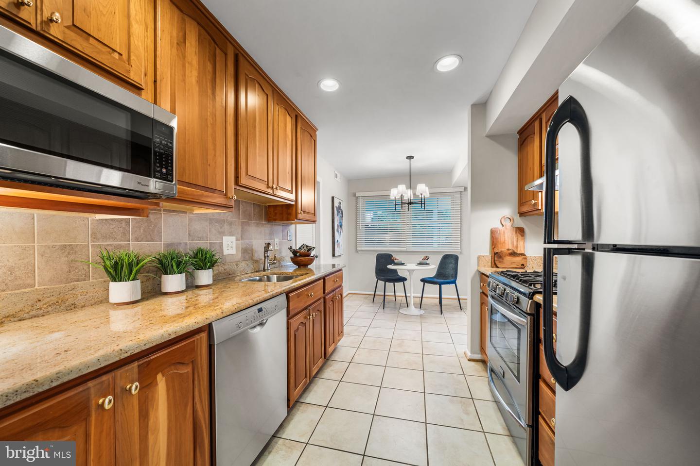 6433 RIVES CT, SPRINGFIELD, Virginia 22150, 5 Bedrooms Bedrooms, ,2 BathroomsBathrooms,Residential,For sale,6433 RIVES CT,VAFX2266270 MLS # VAFX2266270