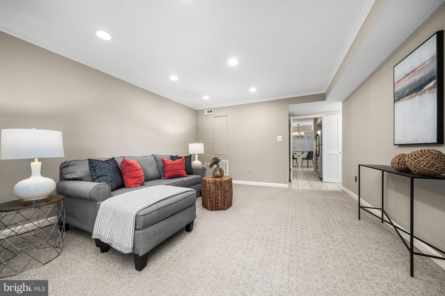 6433 RIVES CT, SPRINGFIELD, Virginia 22150, 5 Bedrooms Bedrooms, ,2 BathroomsBathrooms,Residential,For sale,6433 RIVES CT,VAFX2266270 MLS # VAFX2266270