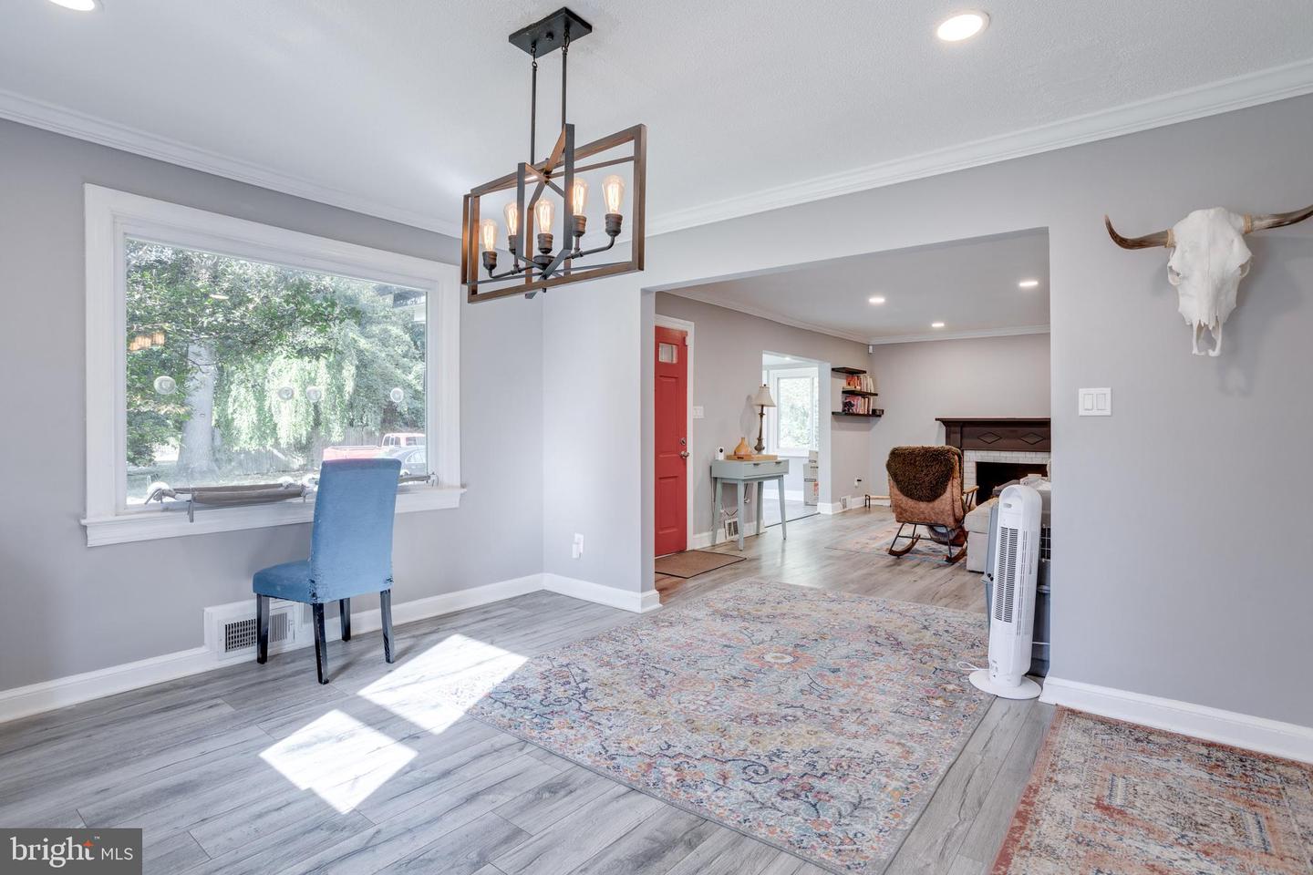 2531 OGDEN ST, FALLS CHURCH, Virginia 22043, 2 Bedrooms Bedrooms, ,3 BathroomsBathrooms,Residential,For sale,2531 OGDEN ST,VAFX2268060 MLS # VAFX2268060