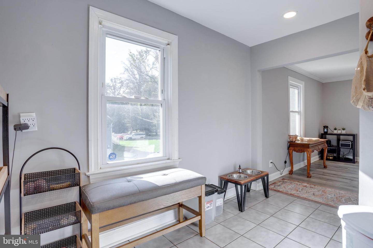 2531 OGDEN ST, FALLS CHURCH, Virginia 22043, 2 Bedrooms Bedrooms, ,3 BathroomsBathrooms,Residential,For sale,2531 OGDEN ST,VAFX2268060 MLS # VAFX2268060