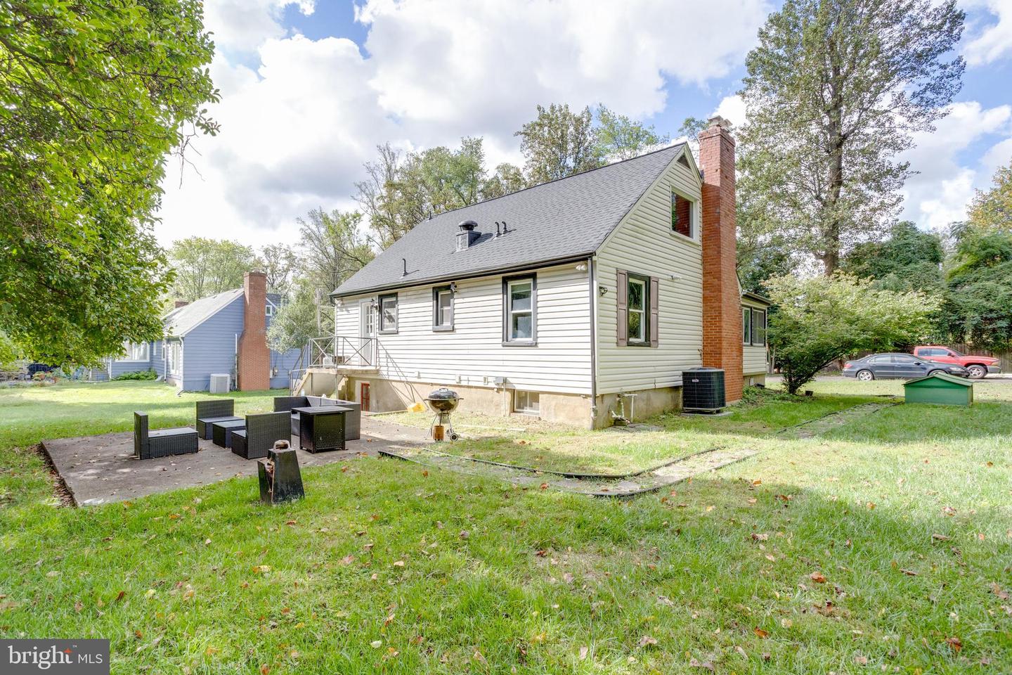 2531 OGDEN ST, FALLS CHURCH, Virginia 22043, 2 Bedrooms Bedrooms, ,3 BathroomsBathrooms,Residential,For sale,2531 OGDEN ST,VAFX2268060 MLS # VAFX2268060