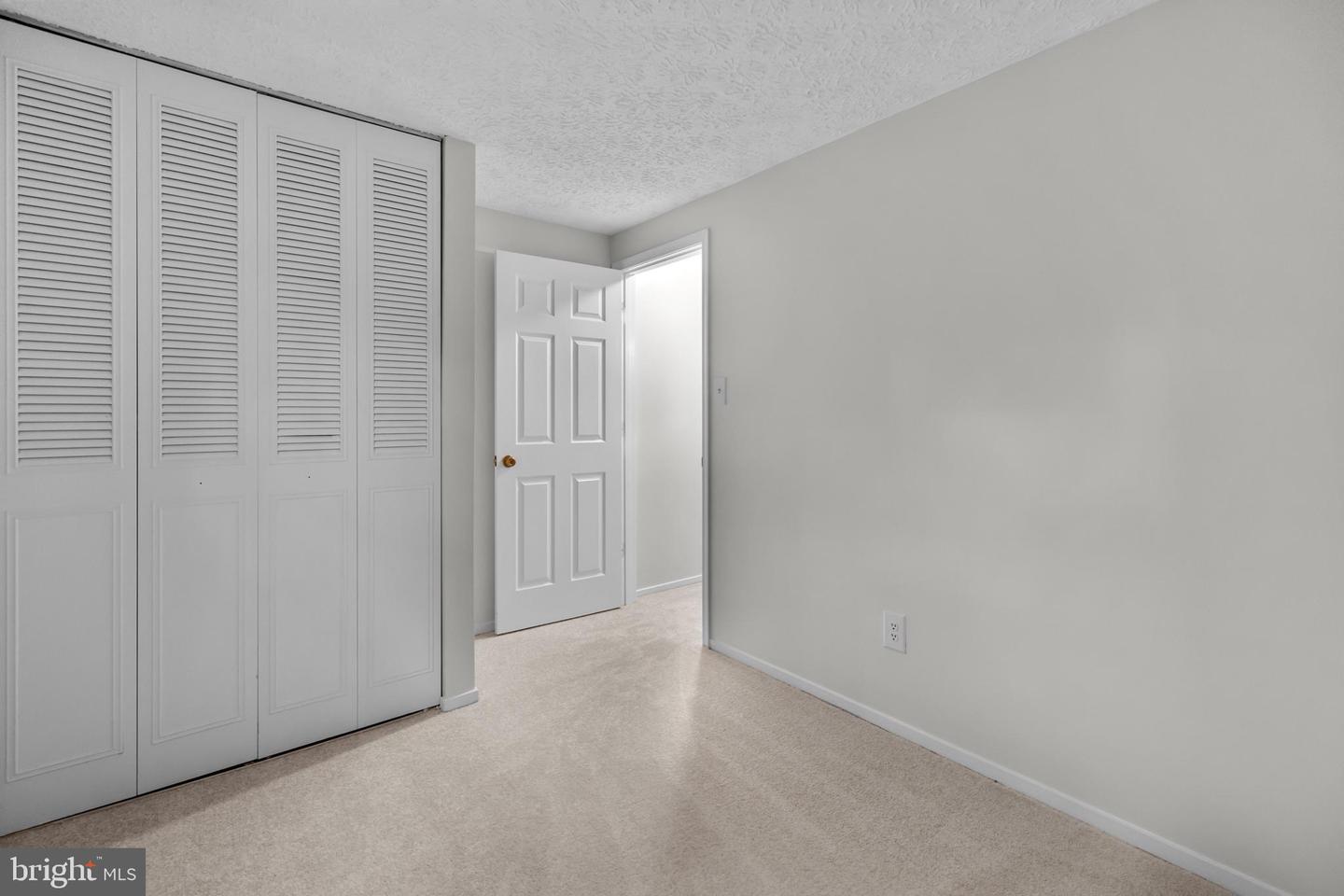 7757 TARA HEIGHTS PL, SPRINGFIELD, Virginia 22153, 3 Bedrooms Bedrooms, ,2 BathroomsBathrooms,Residential,For sale,7757 TARA HEIGHTS PL,VAFX2269072 MLS # VAFX2269072