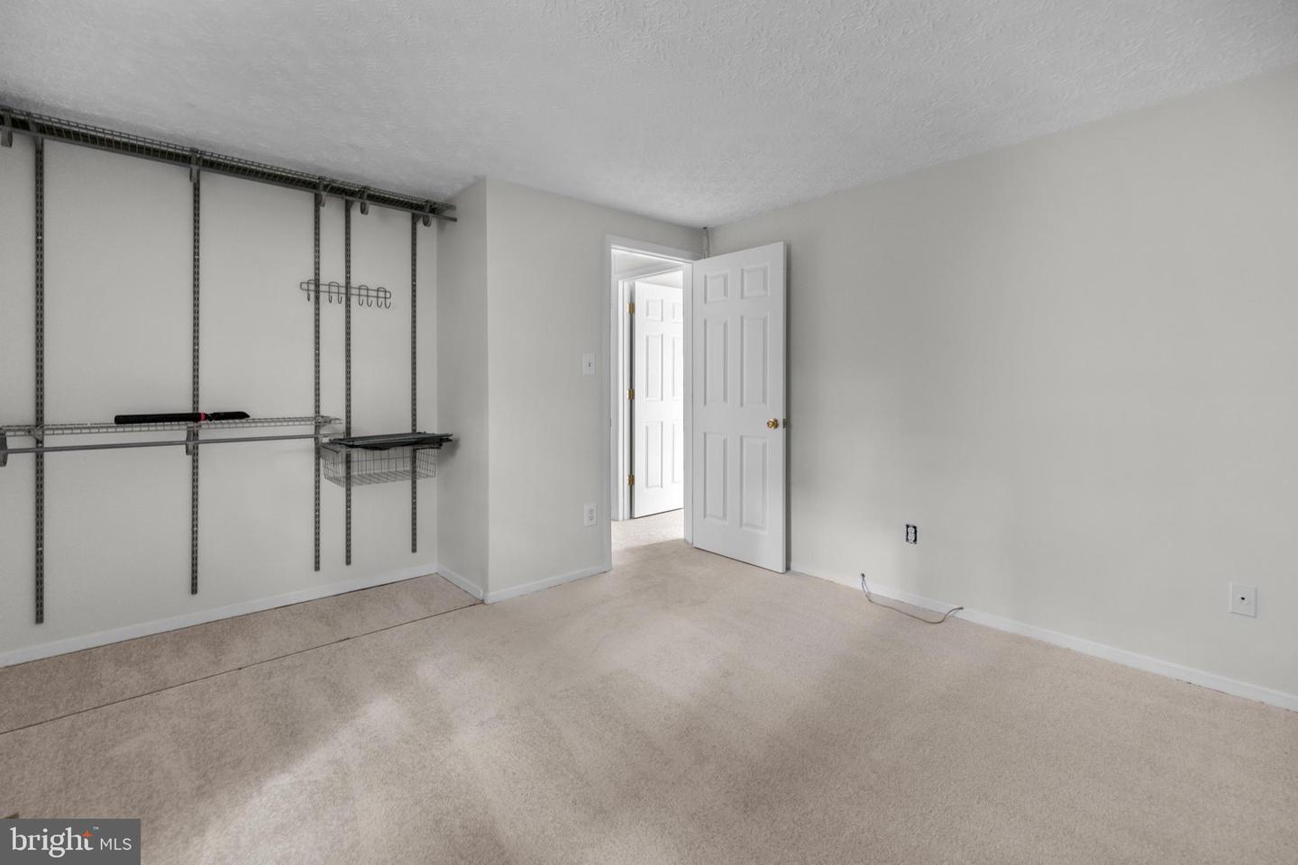 7757 TARA HEIGHTS PL, SPRINGFIELD, Virginia 22153, 3 Bedrooms Bedrooms, ,2 BathroomsBathrooms,Residential,For sale,7757 TARA HEIGHTS PL,VAFX2269072 MLS # VAFX2269072