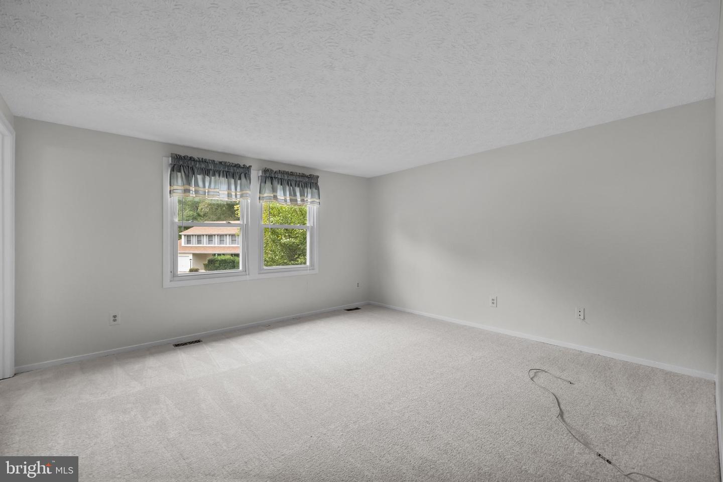 7757 TARA HEIGHTS PL, SPRINGFIELD, Virginia 22153, 3 Bedrooms Bedrooms, ,2 BathroomsBathrooms,Residential,For sale,7757 TARA HEIGHTS PL,VAFX2269072 MLS # VAFX2269072
