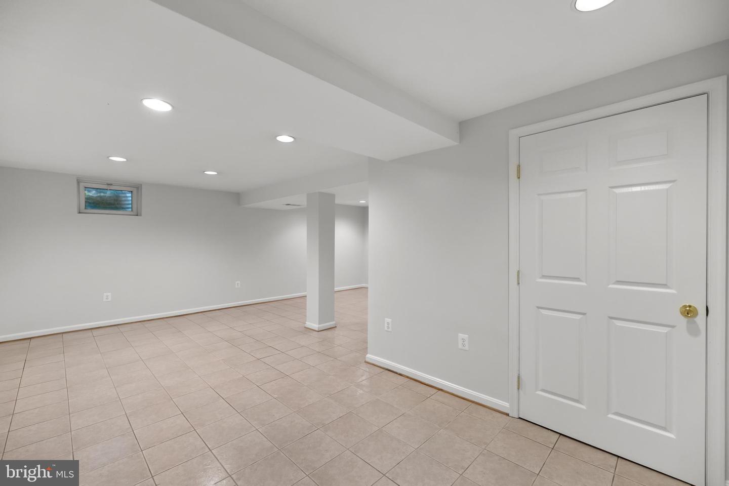 7757 TARA HEIGHTS PL, SPRINGFIELD, Virginia 22153, 3 Bedrooms Bedrooms, ,2 BathroomsBathrooms,Residential,For sale,7757 TARA HEIGHTS PL,VAFX2269072 MLS # VAFX2269072