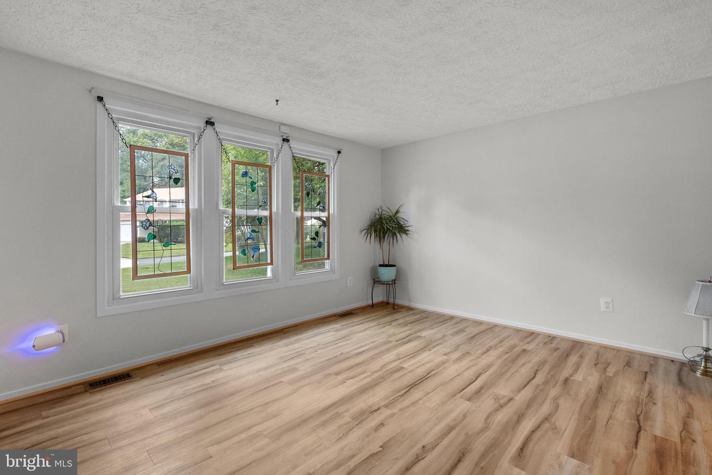 7757 TARA HEIGHTS PL, SPRINGFIELD, Virginia 22153, 3 Bedrooms Bedrooms, ,2 BathroomsBathrooms,Residential,For sale,7757 TARA HEIGHTS PL,VAFX2269072 MLS # VAFX2269072