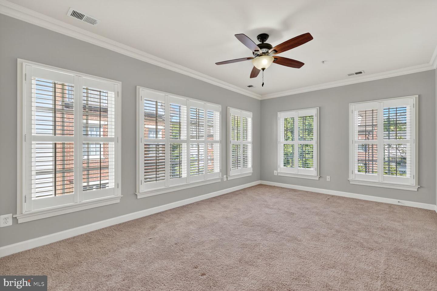 1808 POTOMAC GREENS DR, ALEXANDRIA, Virginia 22314, 3 Bedrooms Bedrooms, ,3 BathroomsBathrooms,Residential,For sale,1808 POTOMAC GREENS DR,VAAX2050422 MLS # VAAX2050422