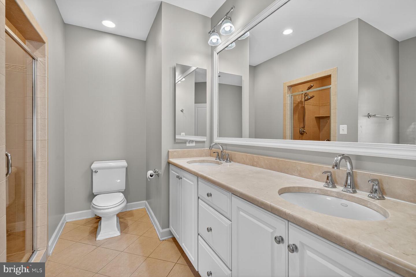 1808 POTOMAC GREENS DR, ALEXANDRIA, Virginia 22314, 3 Bedrooms Bedrooms, ,3 BathroomsBathrooms,Residential,For sale,1808 POTOMAC GREENS DR,VAAX2050422 MLS # VAAX2050422