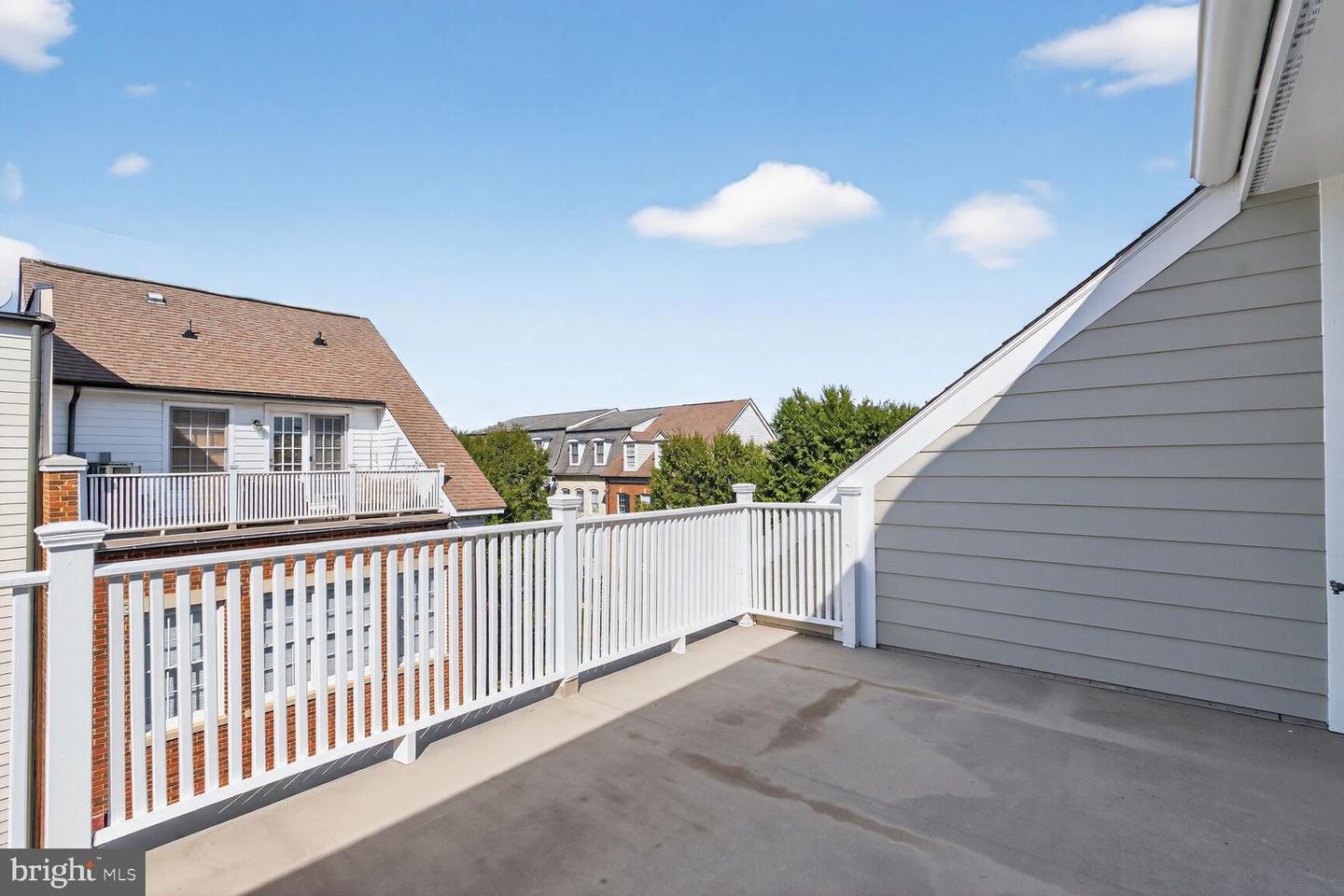 1808 POTOMAC GREENS DR, ALEXANDRIA, Virginia 22314, 3 Bedrooms Bedrooms, ,3 BathroomsBathrooms,Residential,For sale,1808 POTOMAC GREENS DR,VAAX2050422 MLS # VAAX2050422