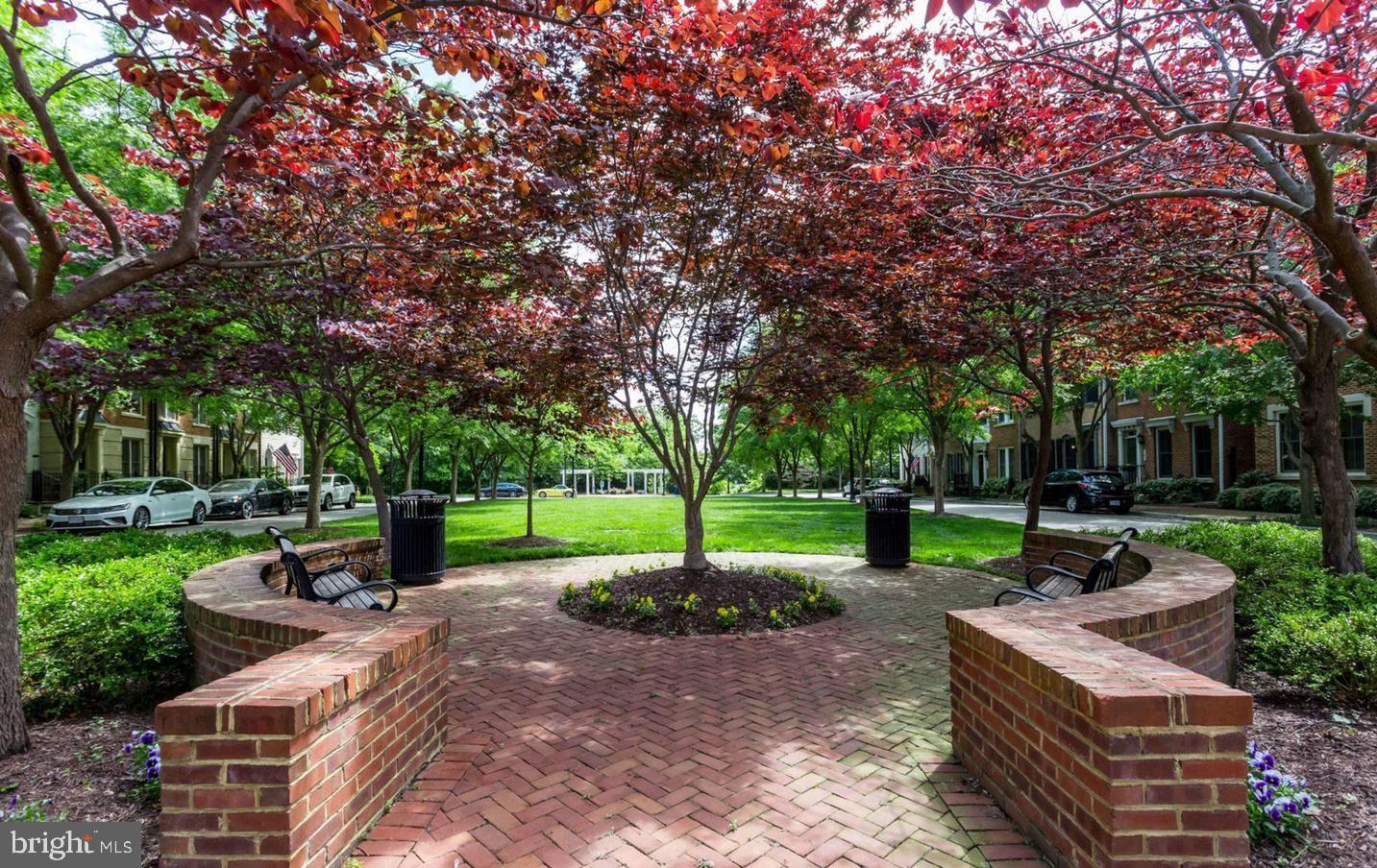 1808 POTOMAC GREENS DR, ALEXANDRIA, Virginia 22314, 3 Bedrooms Bedrooms, ,3 BathroomsBathrooms,Residential,For sale,1808 POTOMAC GREENS DR,VAAX2050422 MLS # VAAX2050422