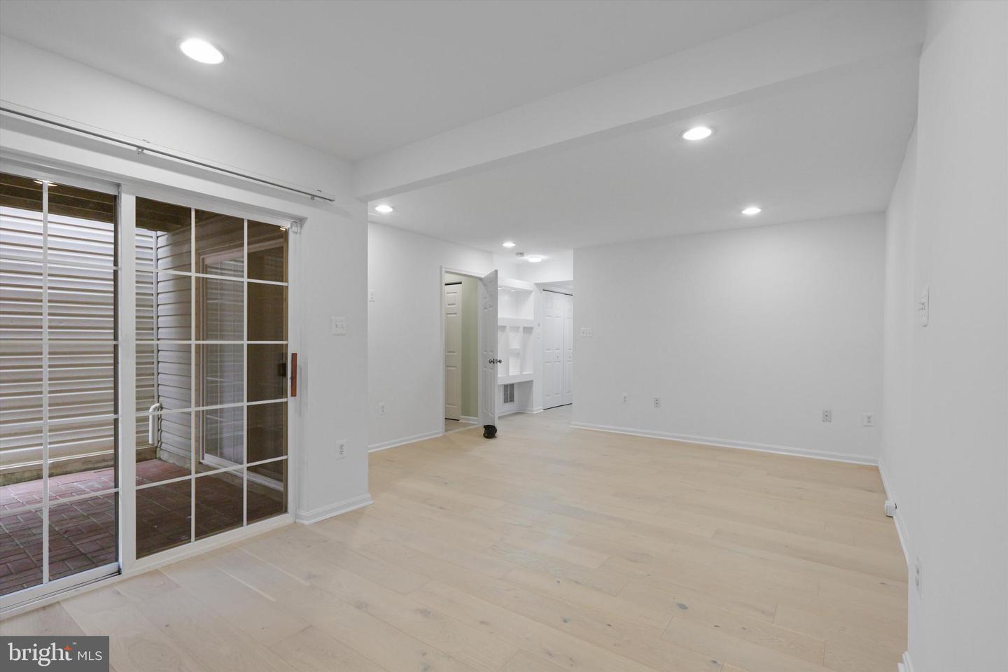 13210 FOX RIPPLE LN LN, HERNDON, Virginia 20171, 3 Bedrooms Bedrooms, ,3 BathroomsBathrooms,Residential,For sale,13210 FOX RIPPLE LN LN,VAFX2270788 MLS # VAFX2270788