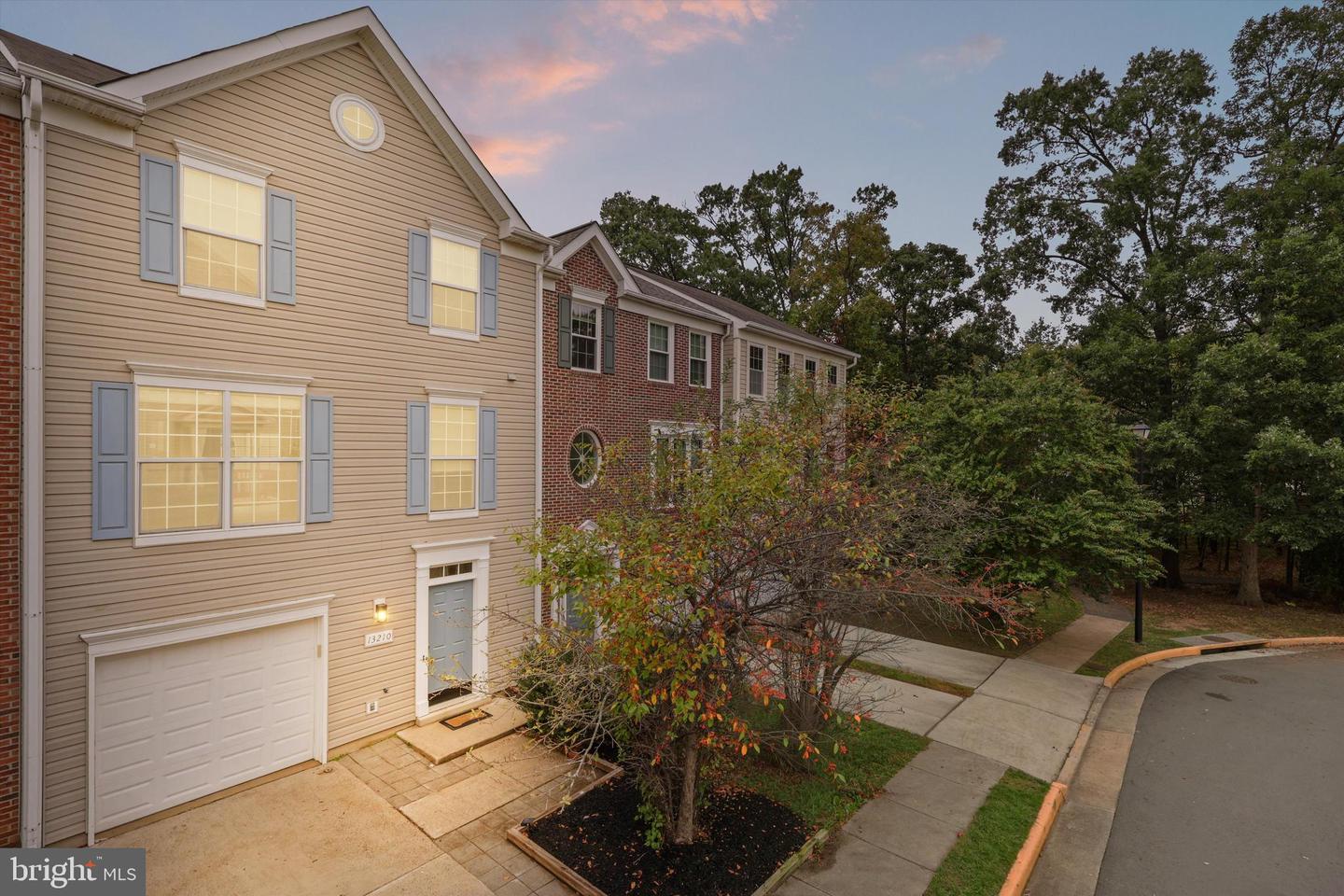 13210 FOX RIPPLE LN LN, HERNDON, Virginia 20171, 3 Bedrooms Bedrooms, ,3 BathroomsBathrooms,Residential,For sale,13210 FOX RIPPLE LN LN,VAFX2270788 MLS # VAFX2270788