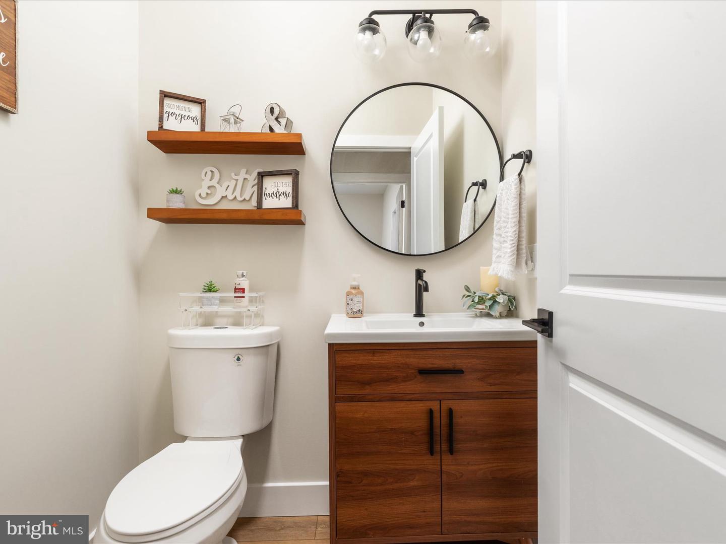 306 DOGWOOD, CROSS JUNCTION, Virginia 22625, 5 Bedrooms Bedrooms, ,3 BathroomsBathrooms,Residential,For sale,306 DOGWOOD,VAFV2037196 MLS # VAFV2037196