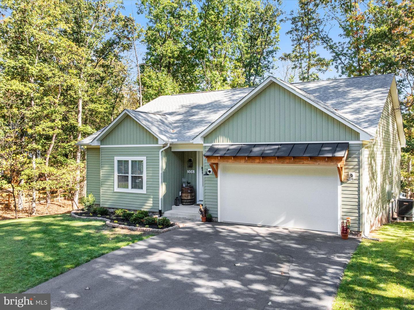 306 DOGWOOD, CROSS JUNCTION, Virginia 22625, 5 Bedrooms Bedrooms, ,3 BathroomsBathrooms,Residential,For sale,306 DOGWOOD,VAFV2037196 MLS # VAFV2037196