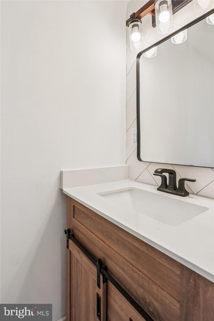 6321 9TH ST NW, WASHINGTON, District Of Columbia 20011, 4 Bedrooms Bedrooms, ,3 BathroomsBathrooms,Residential,For sale,6321 9TH ST NW,DCDC2225668 MLS # DCDC2225668