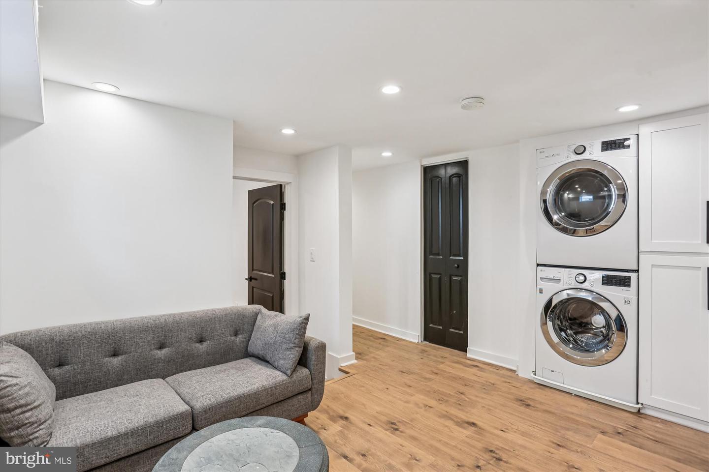6321 9TH ST NW, WASHINGTON, District Of Columbia 20011, 4 Bedrooms Bedrooms, ,3 BathroomsBathrooms,Residential,For sale,6321 9TH ST NW,DCDC2225668 MLS # DCDC2225668