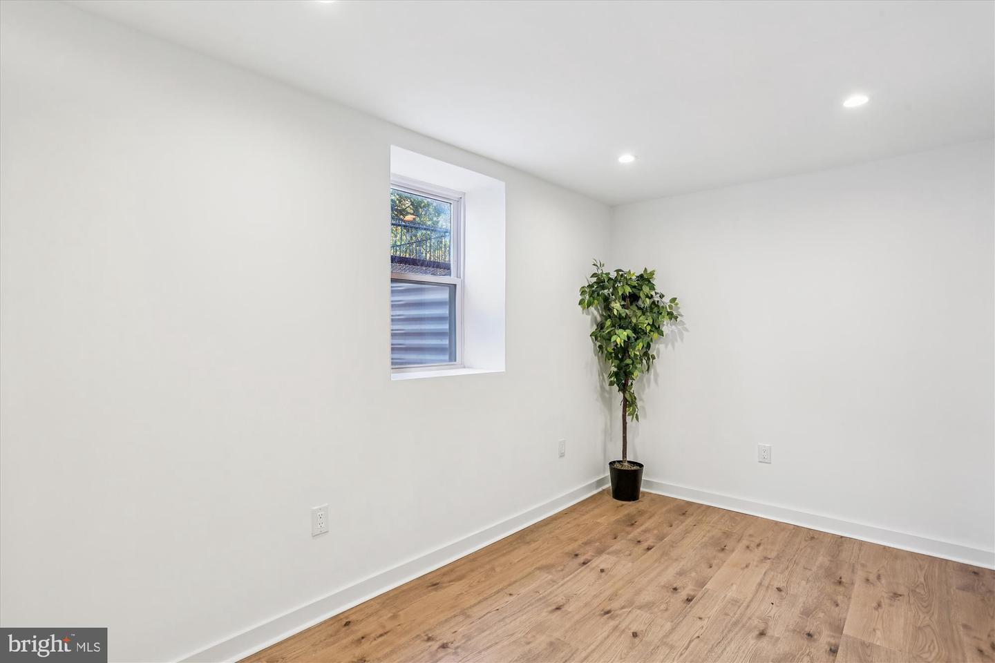 6321 9TH ST NW, WASHINGTON, District Of Columbia 20011, 4 Bedrooms Bedrooms, ,3 BathroomsBathrooms,Residential,For sale,6321 9TH ST NW,DCDC2225668 MLS # DCDC2225668