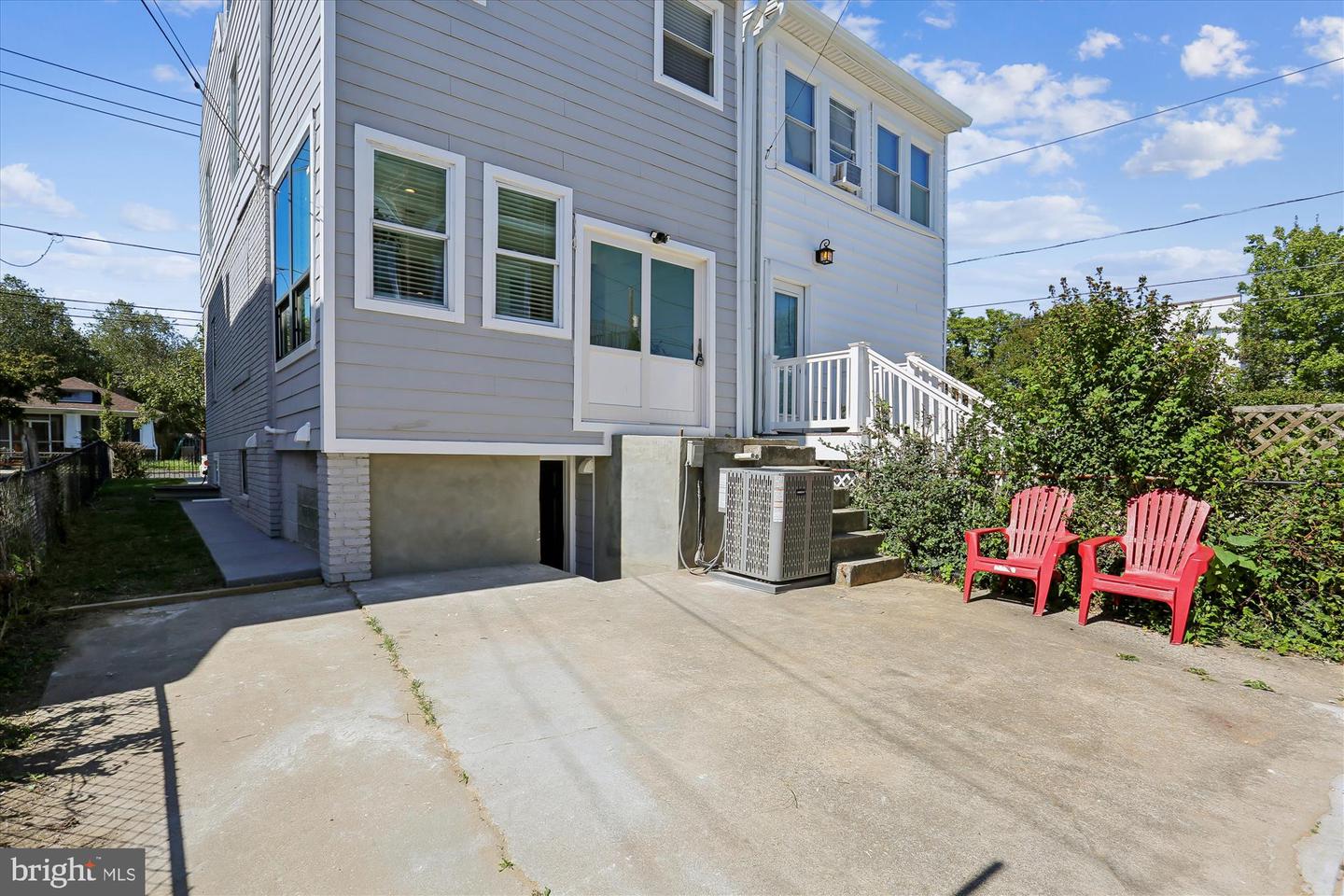 6321 9TH ST NW, WASHINGTON, District Of Columbia 20011, 4 Bedrooms Bedrooms, ,3 BathroomsBathrooms,Residential,For sale,6321 9TH ST NW,DCDC2225668 MLS # DCDC2225668