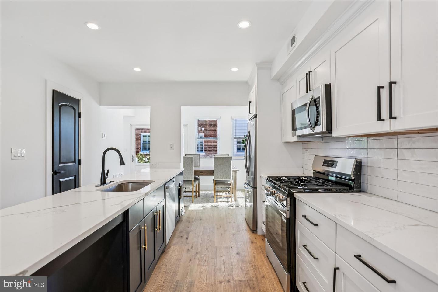 6321 9TH ST NW, WASHINGTON, District Of Columbia 20011, 4 Bedrooms Bedrooms, ,3 BathroomsBathrooms,Residential,For sale,6321 9TH ST NW,DCDC2225668 MLS # DCDC2225668