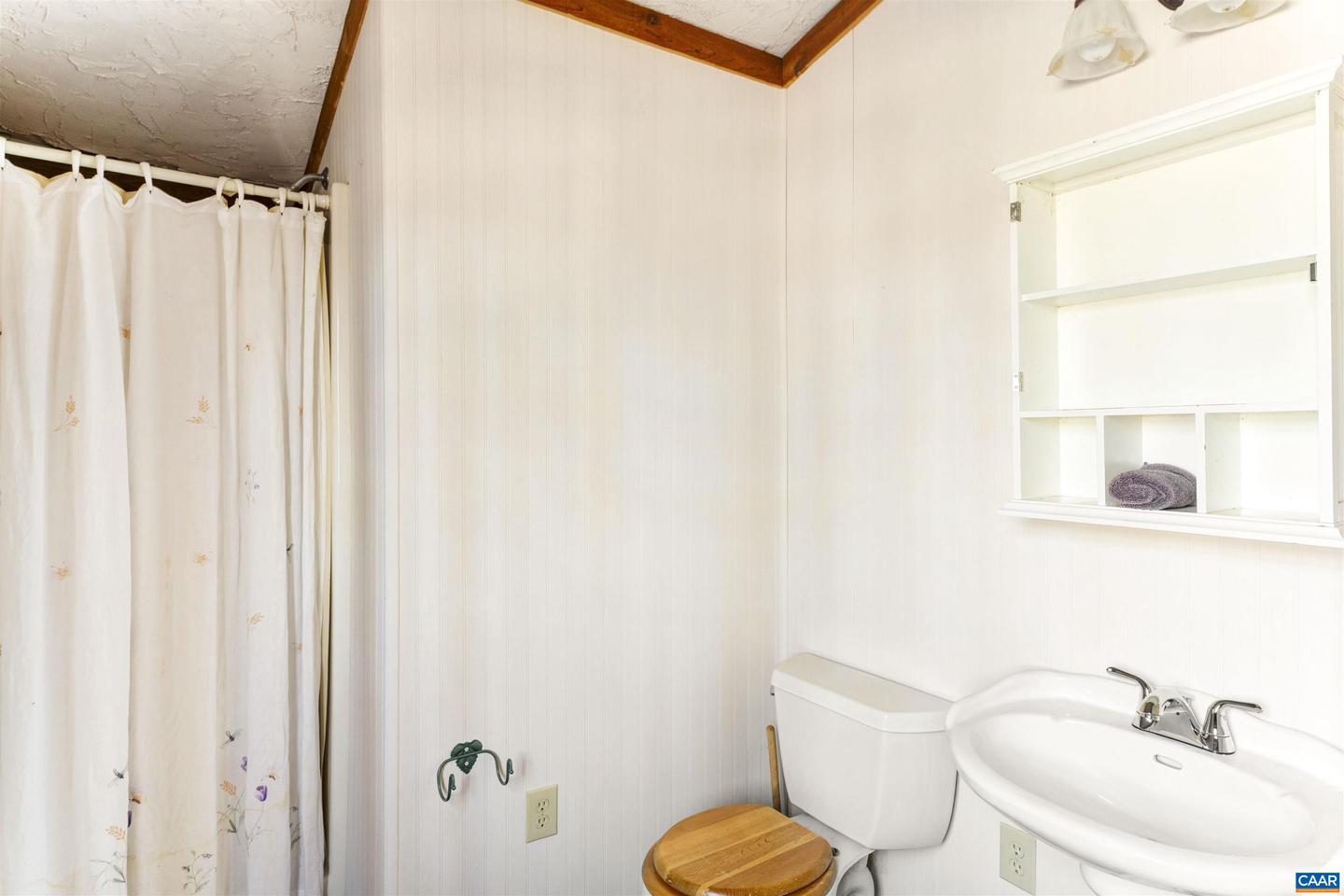 4414 MT ALTO RD, ESMONT, Virginia 22937, 3 Bedrooms Bedrooms, ,2 BathroomsBathrooms,Residential,For sale,4414 MT ALTO RD,669799 MLS # 669799