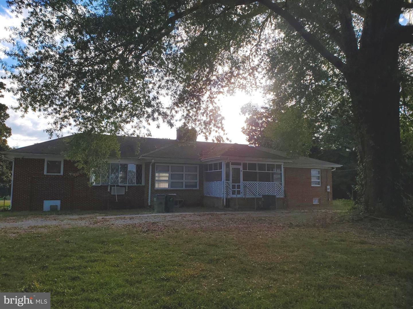 16494 RICHMOND TPKE, BOWLING GREEN, Virginia 22427, 3 Bedrooms Bedrooms, ,2 BathroomsBathrooms,Residential,For sale,16494 RICHMOND TPKE,VACV2008964 MLS # VACV2008964