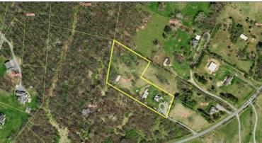 908 TRIPLE J RD, BERRYVILLE, Virginia 22611, 2 Bedrooms Bedrooms, ,1 BathroomBathrooms,Residential,For sale,908 TRIPLE J RD,VACL2006122 MLS # VACL2006122