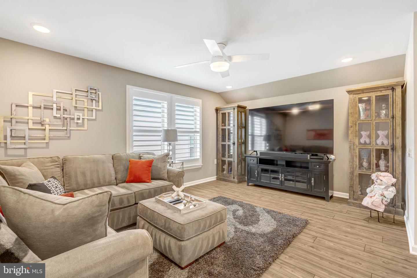 15788 GARDENIA RIDGE WAY, HAYMARKET, Virginia 20169, 4 Bedrooms Bedrooms, ,4 BathroomsBathrooms,Residential,For sale,15788 GARDENIA RIDGE WAY,VAPW2105564 MLS # VAPW2105564