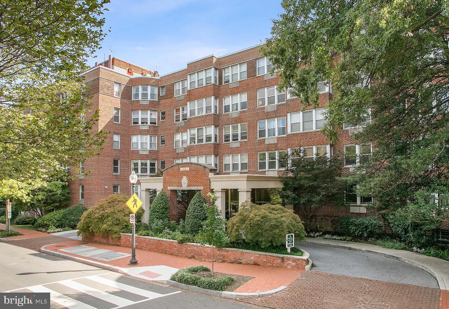 2500 Q ST NW #411, WASHINGTON, District Of Columbia 20007, 1 Bedroom Bedrooms, 2 Rooms Rooms,1 BathroomBathrooms,Residential,For sale,2500 Q ST NW #411,DCDC2226060 MLS # DCDC2226060